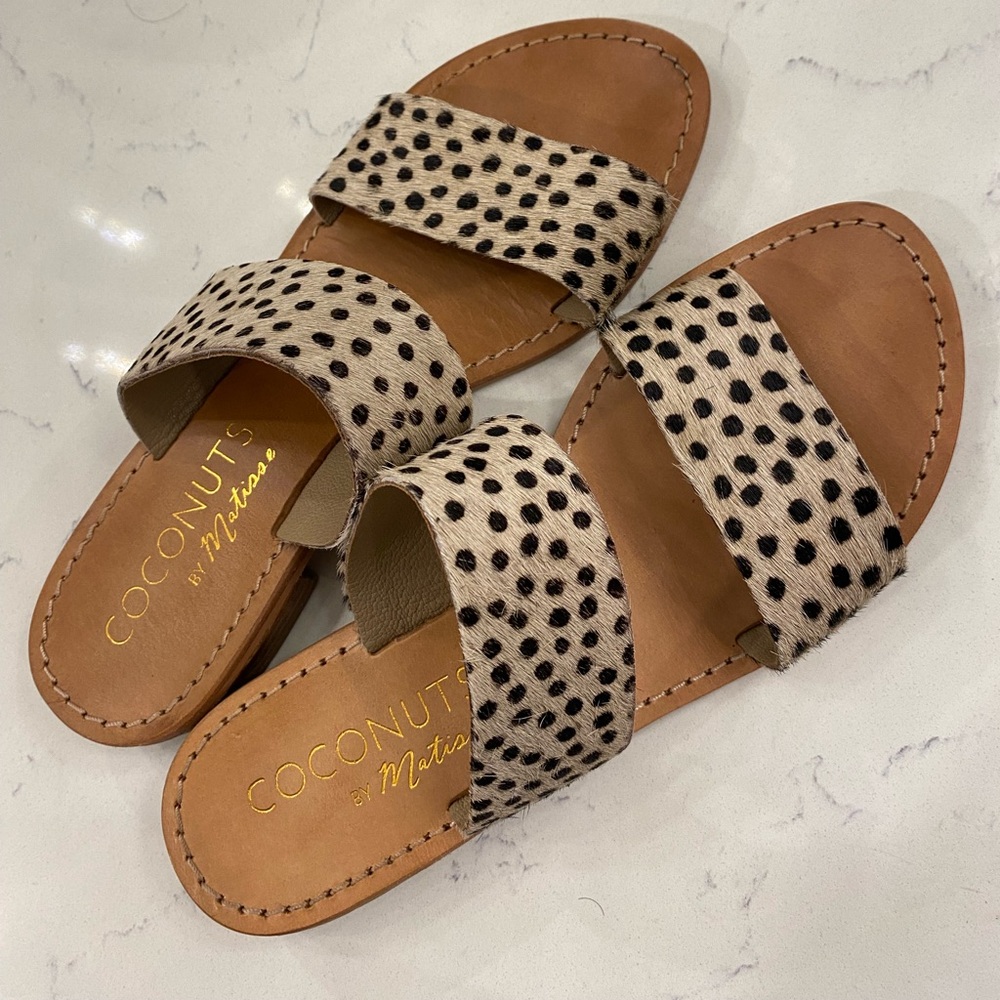 COCONUTS SANDALS
